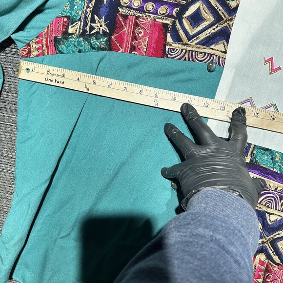 Vintage Bonnie Blair Women's Embroidered Light Button-Down Shirt Jacket Size L - Picture 10 of 16